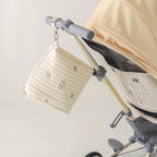 Trousse à langer matelassée brodée - Pochette nomade à clipser sur la poussette
