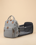 Sac à langer 2-en-1 Tendrinette · Gris clair · station de change dépliée [c:gris-clair]