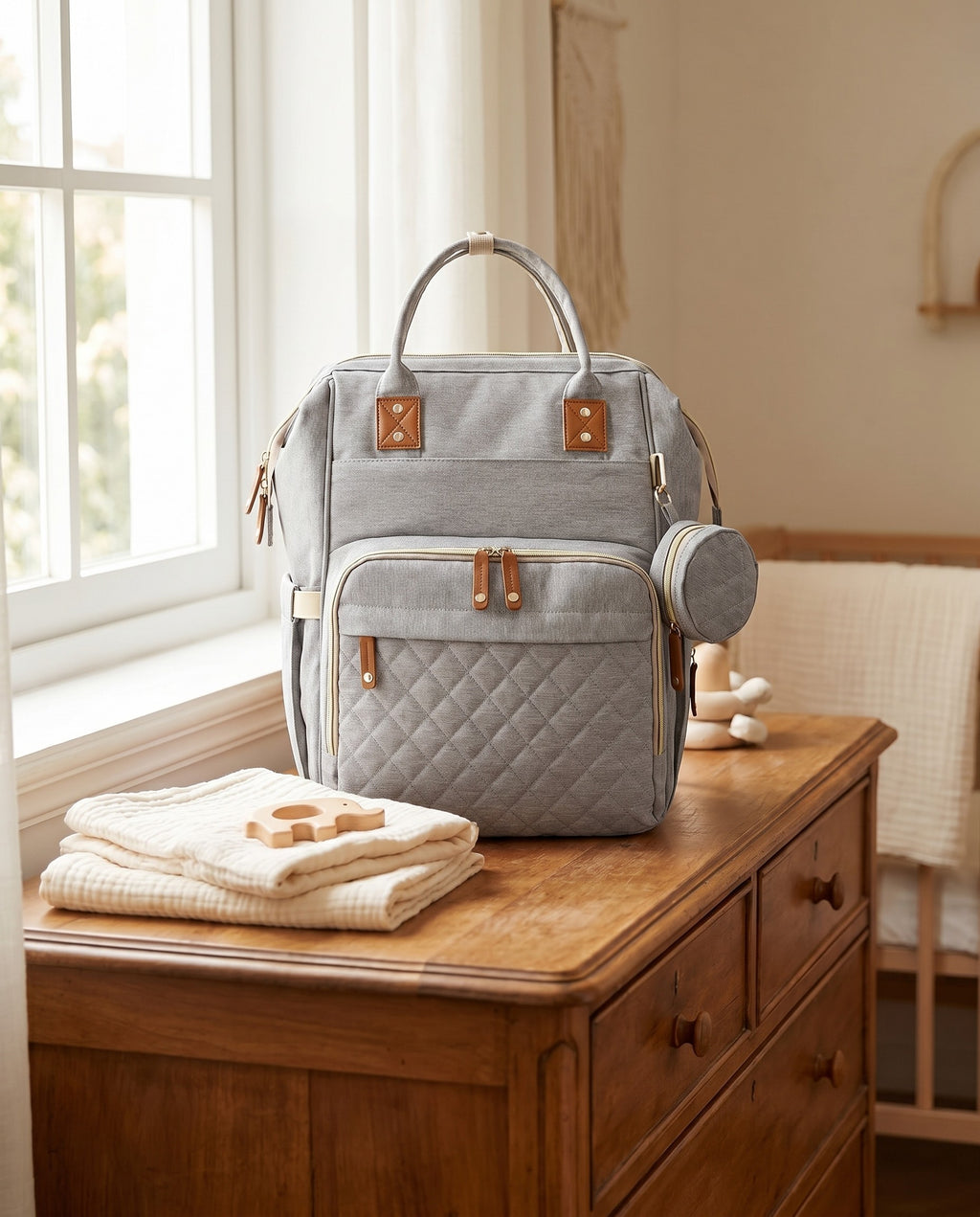 Sac à langer 2-en-1 Tendrinette · Gris clair · scène nursery [c:gris-clair]