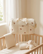Sac à langer matelassé brodé Tendrinette · Lapin · scène nursery