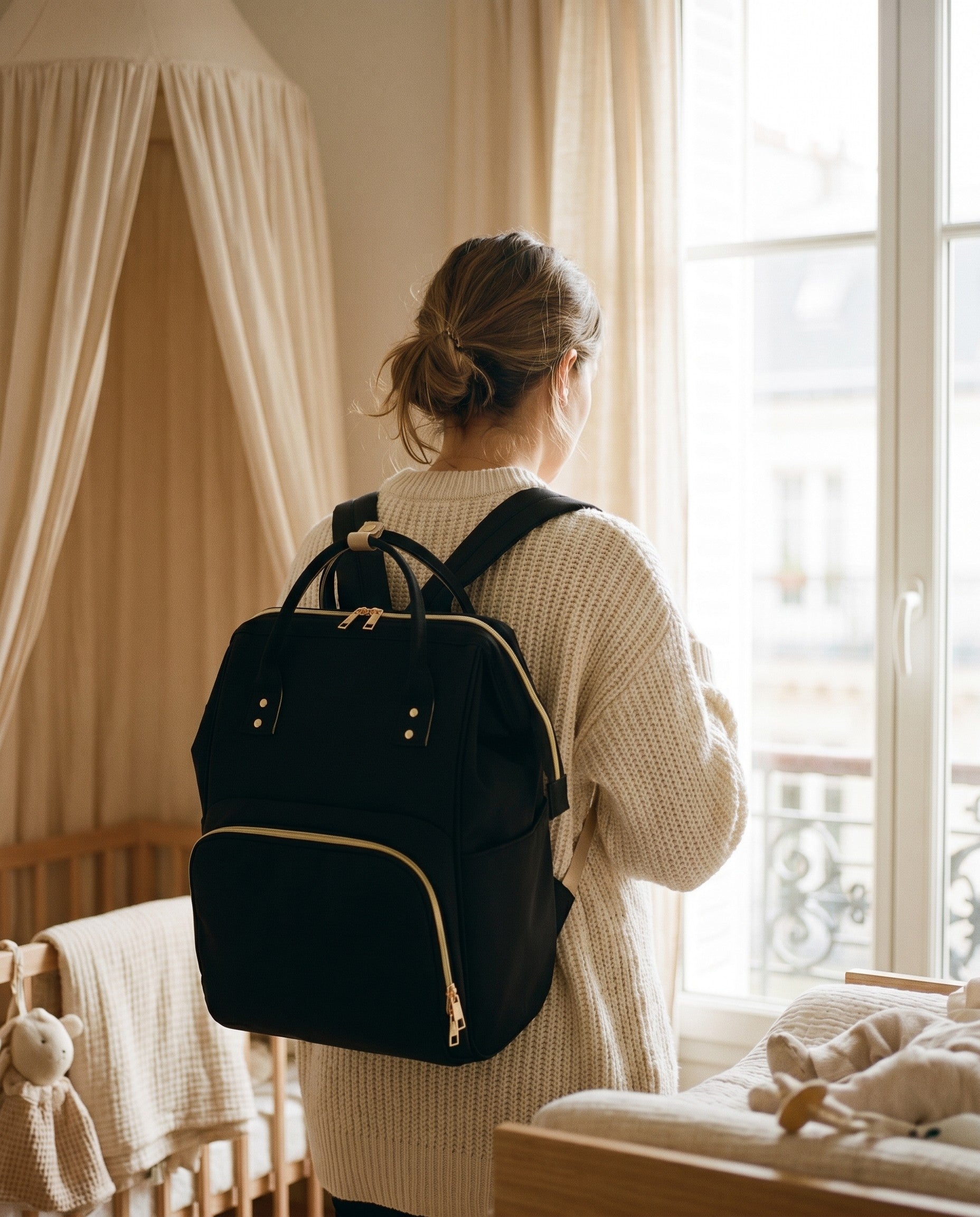 Sac à dos à langer Tendrinette · Noir · porté [c:noir]