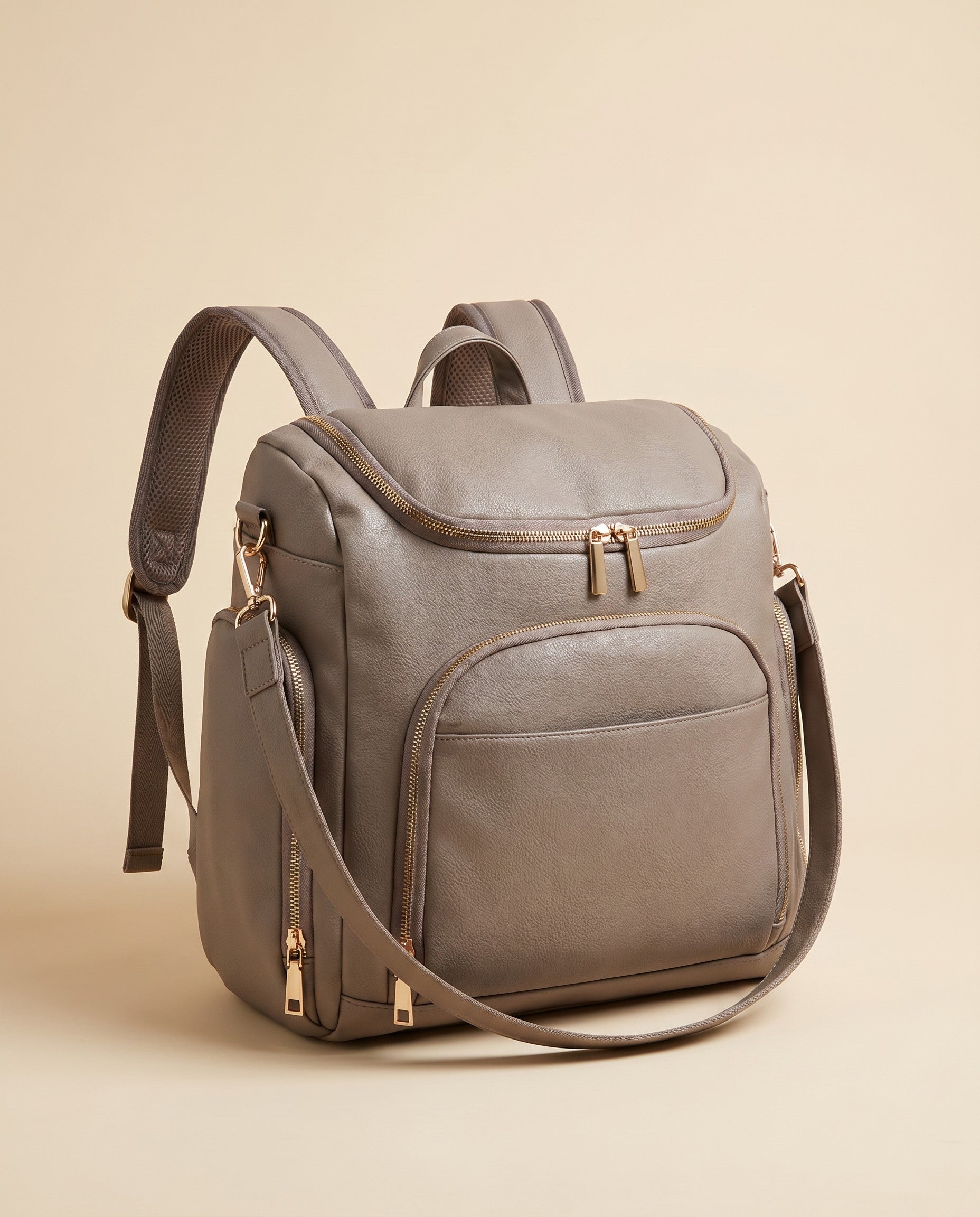 Sac à dos à langer façon cuir Tendrinette · Taupe · packshot [c:taupe]