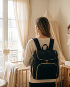 Sac à dos à langer façon cuir Tendrinette · Noir · porté