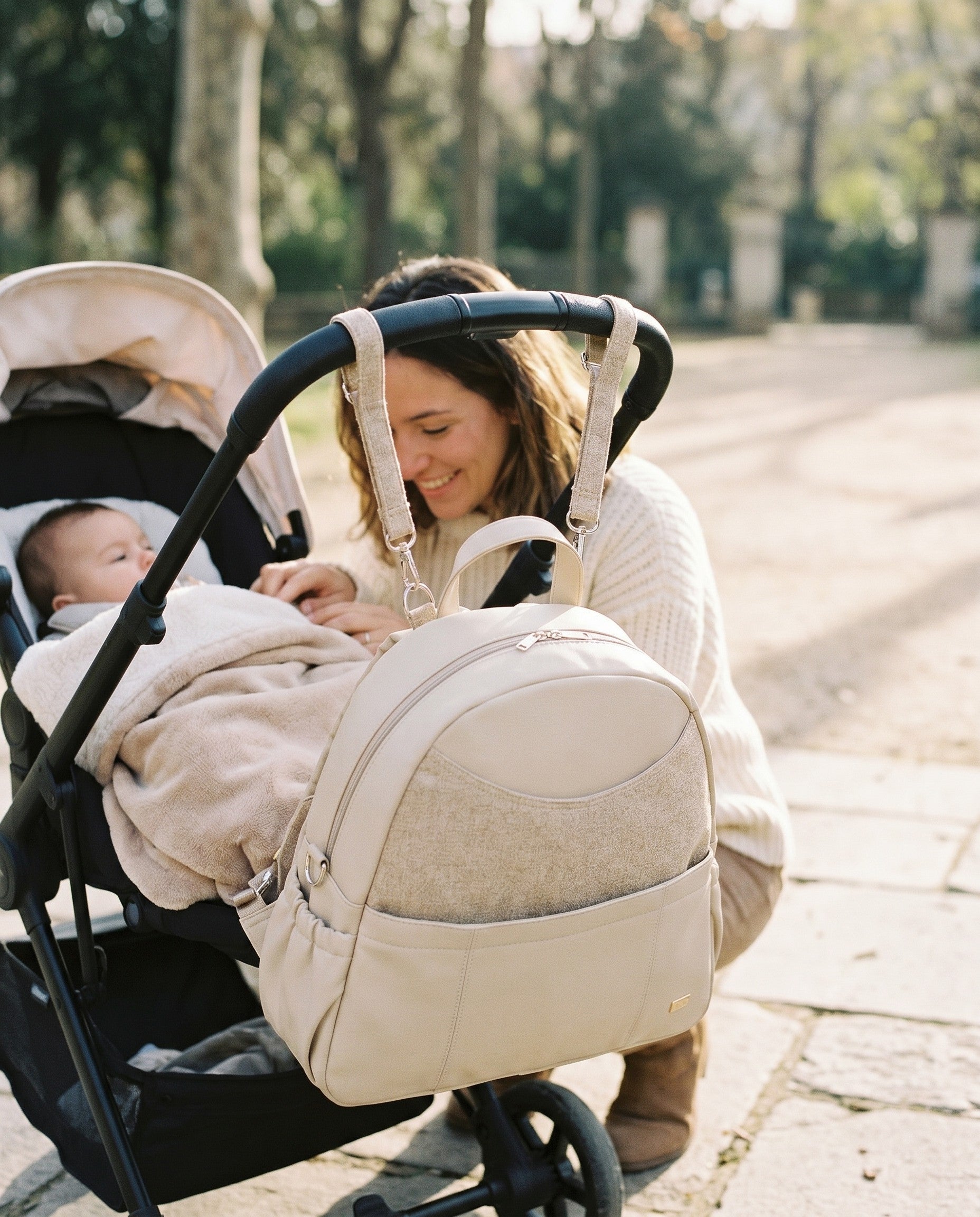 Sac à dos à langer simili cuir Tendrinette · Crème · maman et bébé [c:creme]