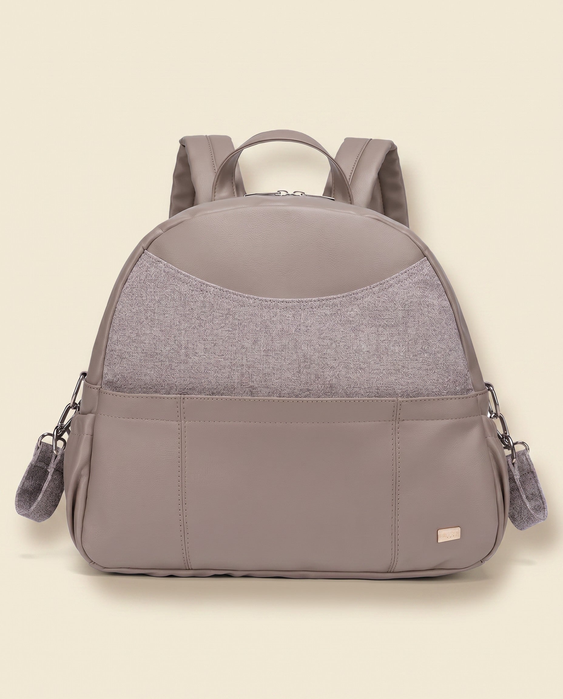 Sac à dos à langer simili cuir Tendrinette · Beige rosé · packshot [c:beige-rose]
