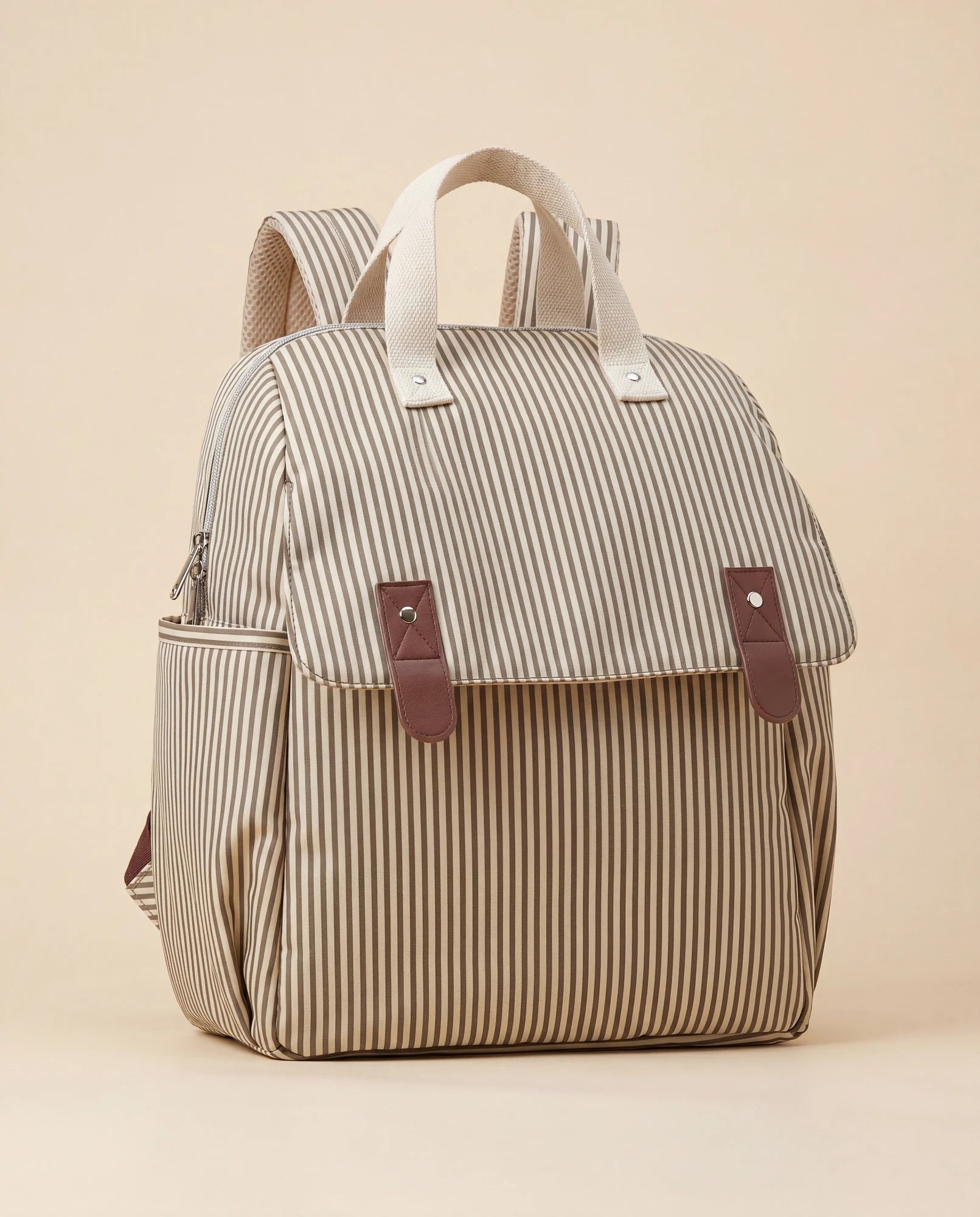 Sac à dos à langer Tendrinette rayé beige, vue trois-quarts