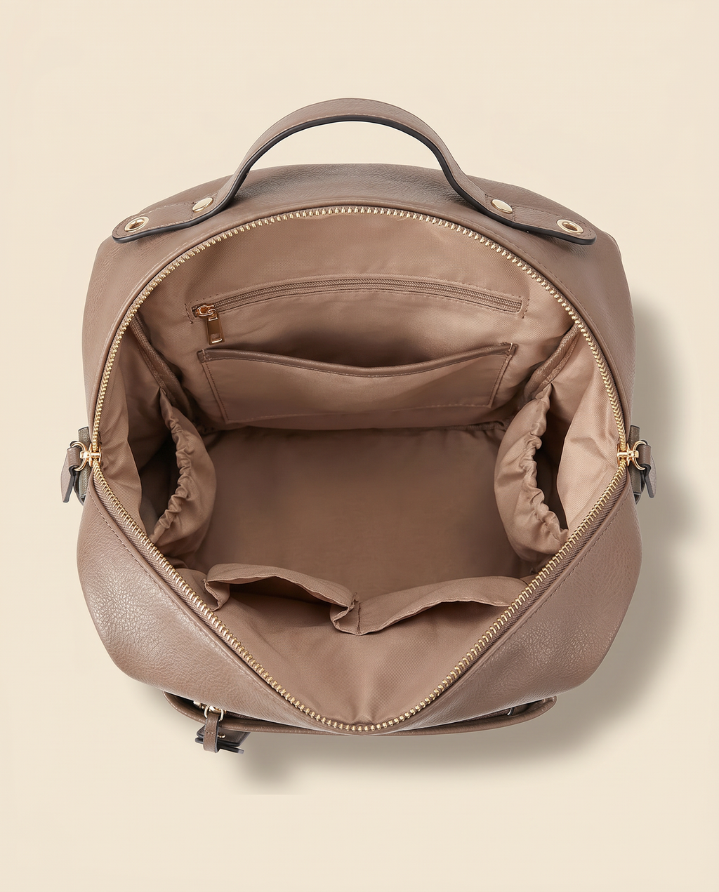 Sac à dos à langer façon cuir Tendrinette · Taupe · intérieur vue de dessus